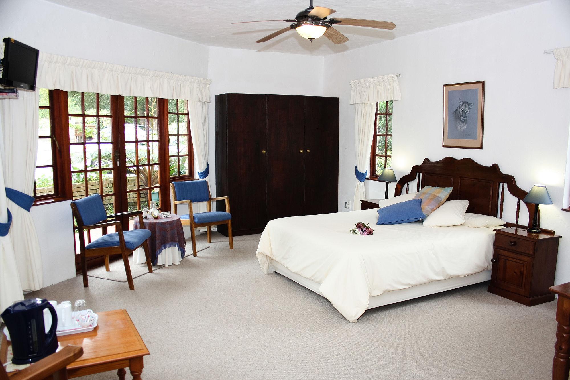 Storms River Guest Lodge Stormsrivier Bagian luar foto