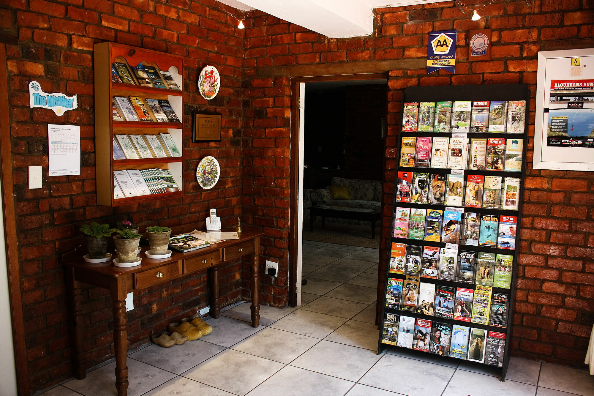 Storms River Guest Lodge Stormsrivier Bagian luar foto